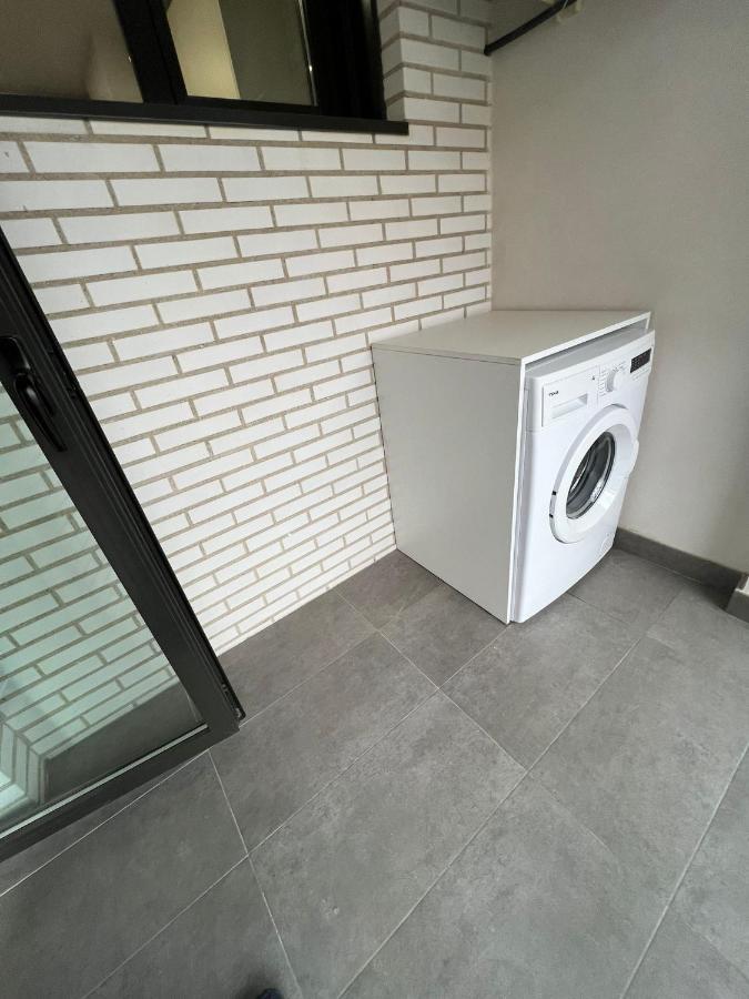 Mars Suites Porras Madrid Bagian luar foto