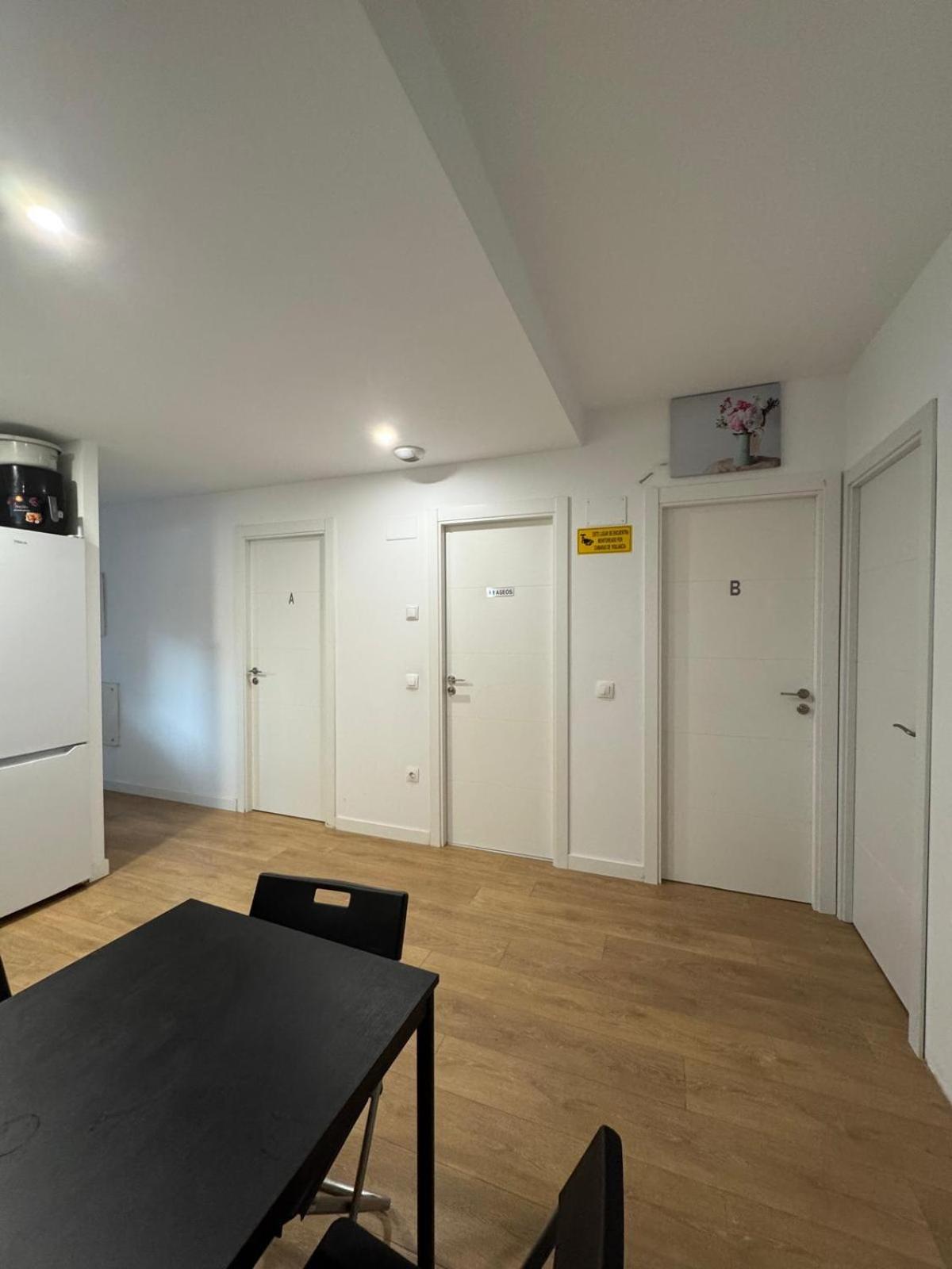 Mars Suites Porras Madrid Bagian luar foto